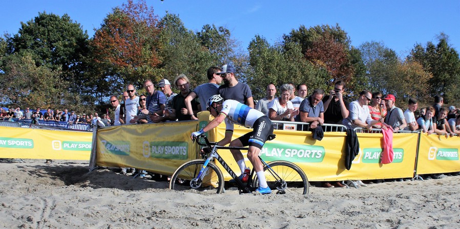 Van vrees voor deelname naar de zege in Superprestige Gieten