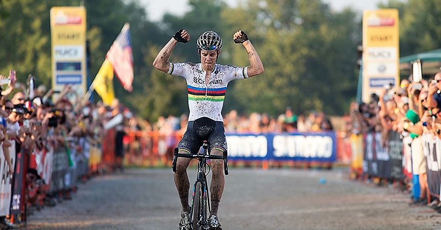 Pakt Van Aert net als twee jaar terug de zege in Jingle Cross