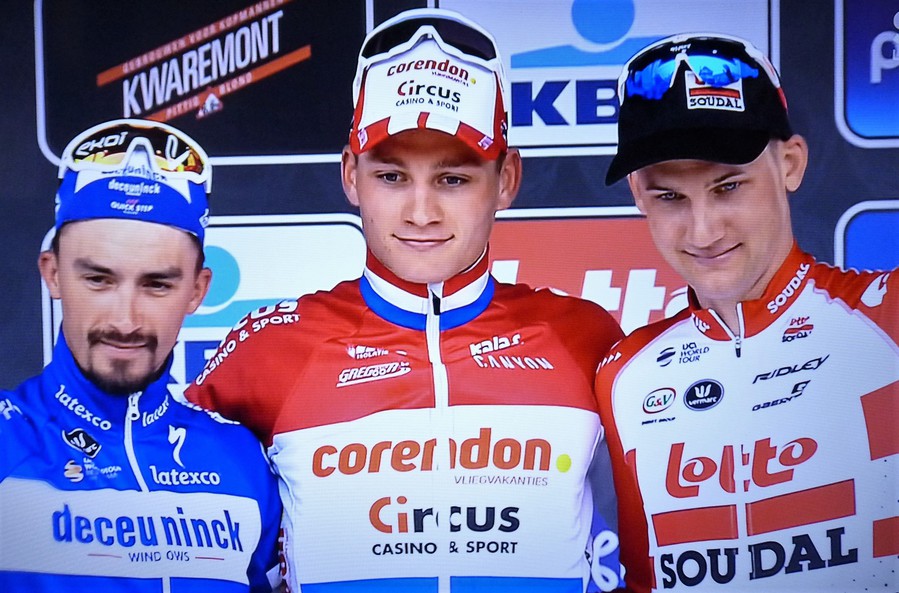 Mathieu van der Poel zegeviert ook in Brabantse Pijl