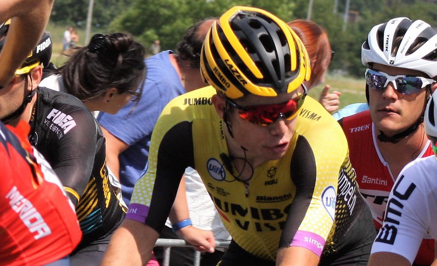 Van Aert wellicht in oktober terug van start in veldrit