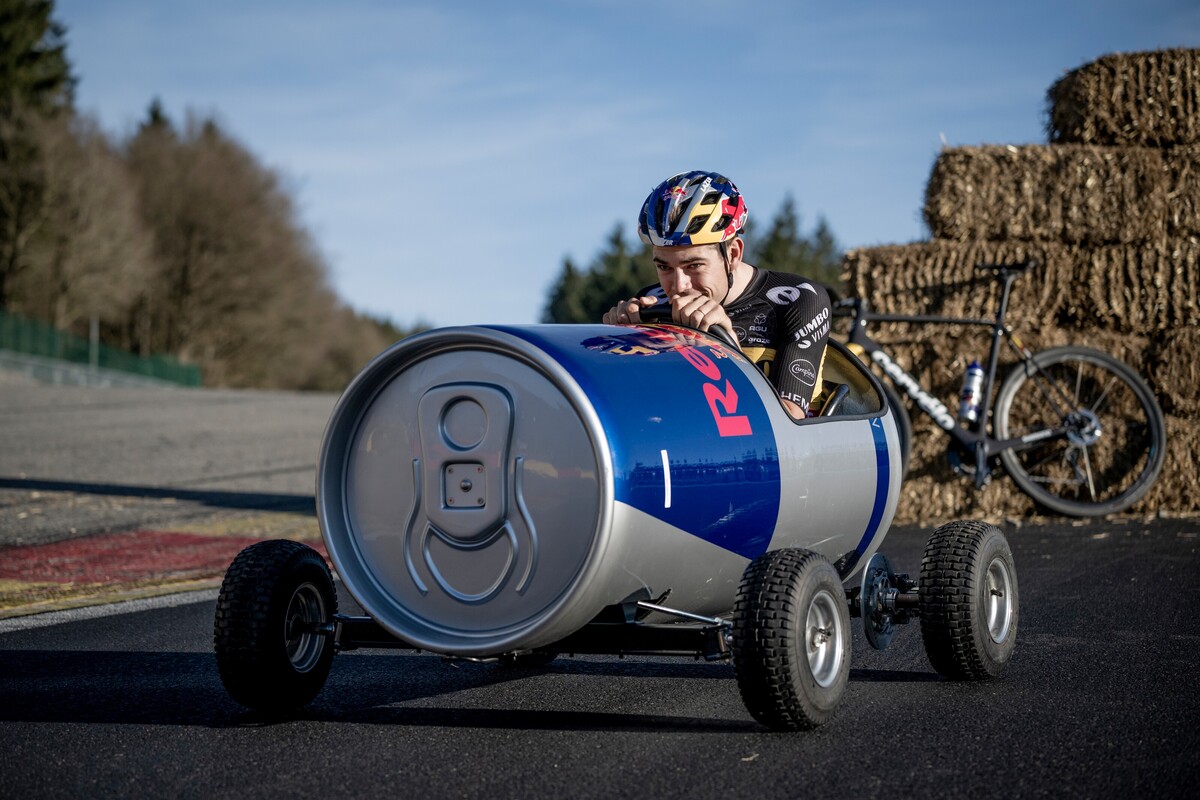 Wout van Aert als racepiloot