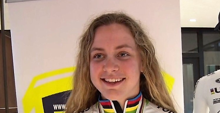 Zoe Bäckstedt wederom Wereldkampioen bij de juniores