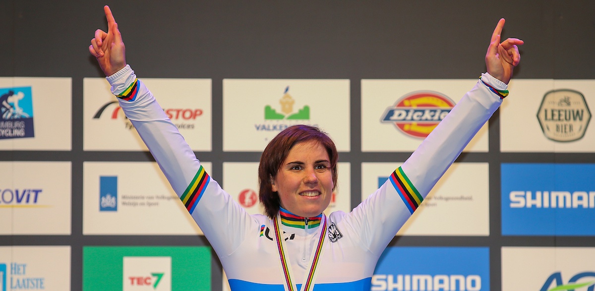 VIDEO: Sanne Cant na wereldtitel: 'Het was verschrikkelijk'