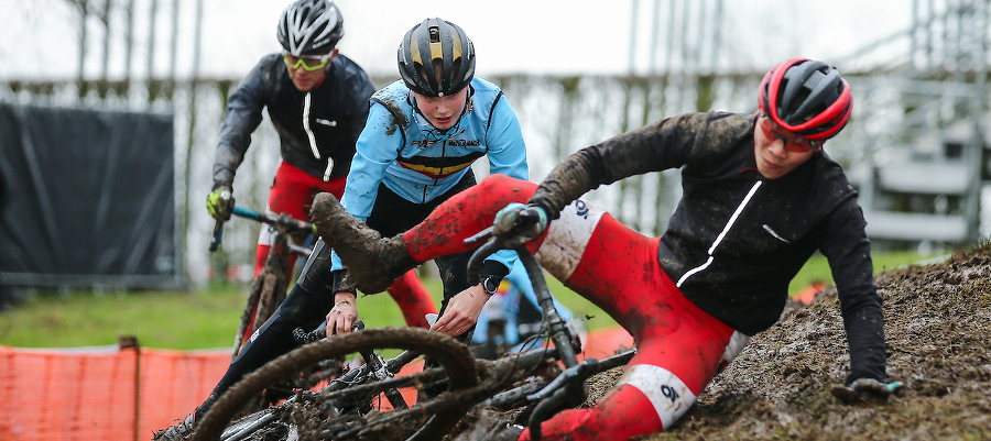 Verkenning WK-parcours: veel glijpartijen, geen Mathieu Van der Poel