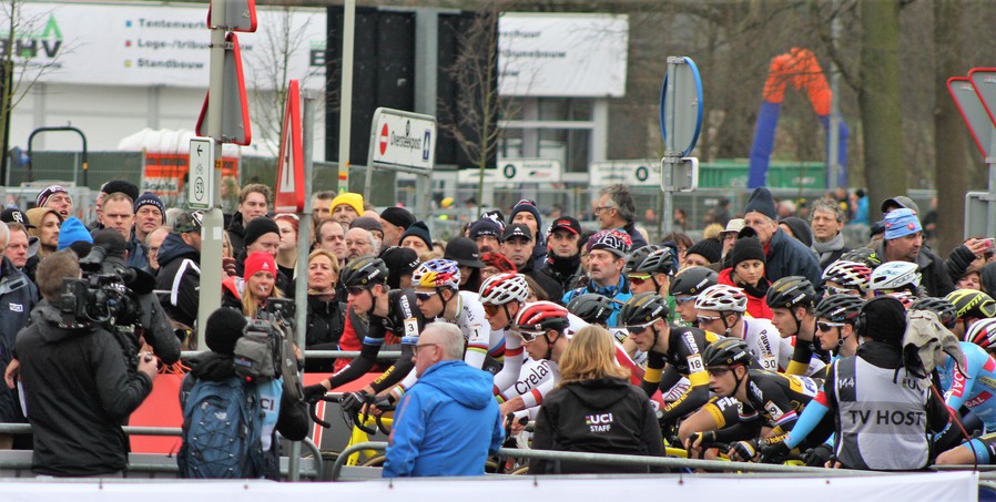 UCI Cyclo-cross Teams voor World Cup van seizoen 2018-2019