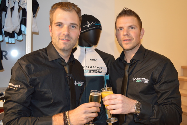 Niels Albert Bike Store feestelijk geopend