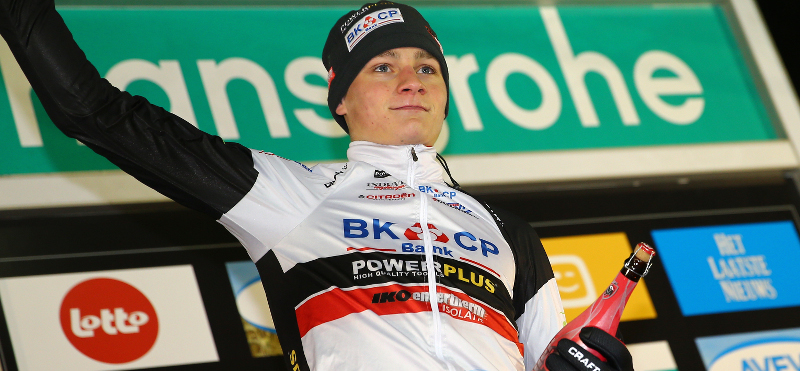 Mathieu van der Poel wint exact 20 jaar na vader Adrie in Diegem