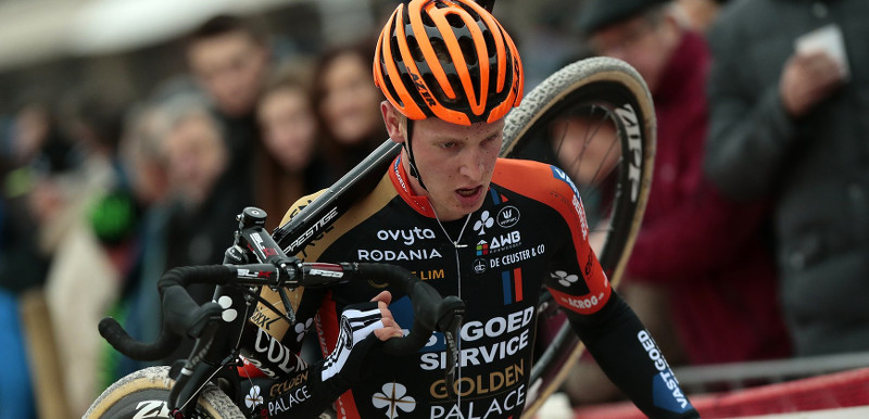 Tim Merlier blijft tot eind 2018 ploegmaat van Wout van Aert