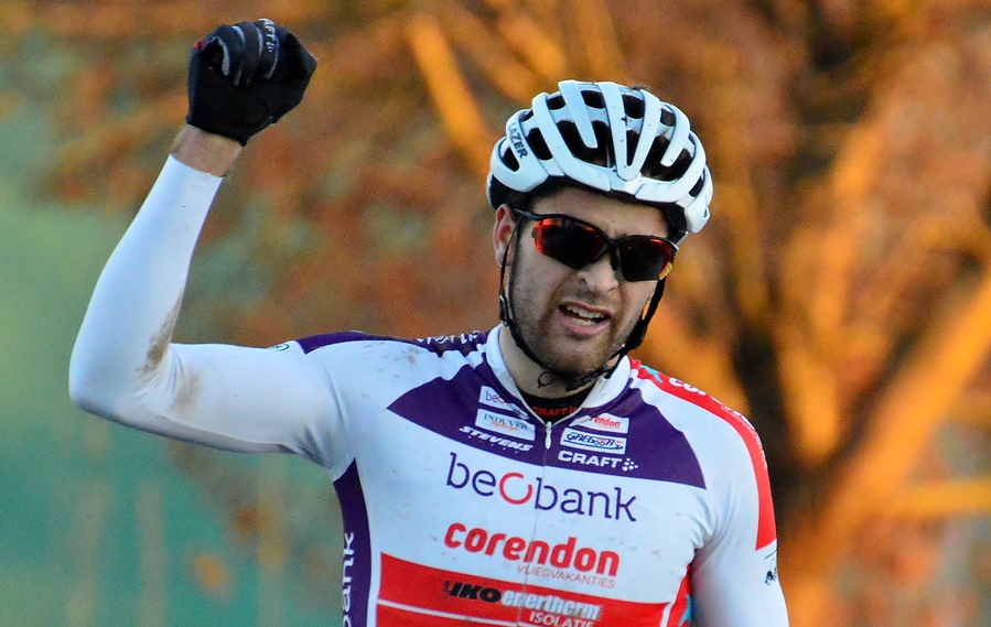 Wietse Bosmans pakt 40 welgekomen UCI-punten in Duitse Bensheim