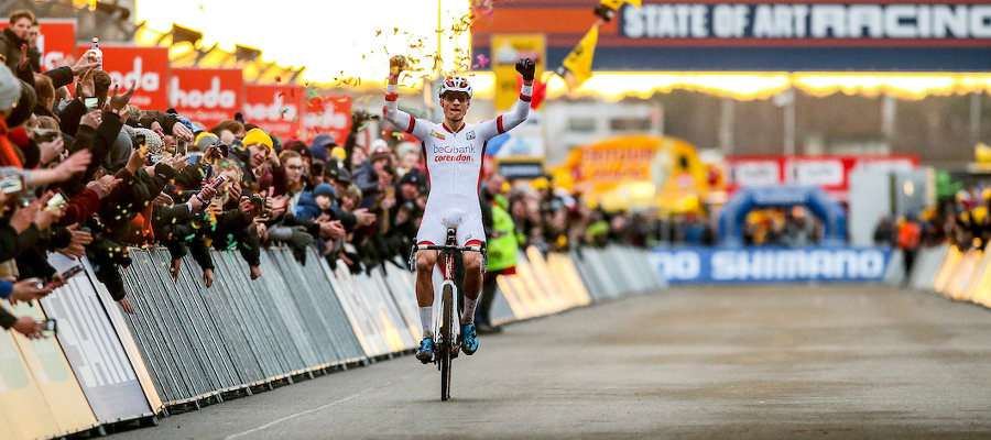 Van der Poel herstelt de hiërarchie in Heusden-Zolder