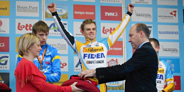 Belgisch juniorenkampioen Iserbyt vijf jaar langer bij Telenet-Fidea