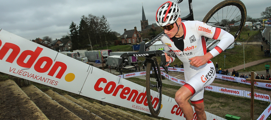 Hoogerheide: geslaagde generale repetitie voor zowel Van der Poel als Van Aert