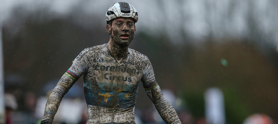 Mathieu van der Poel ploetert naar 24ste van het seizoen 