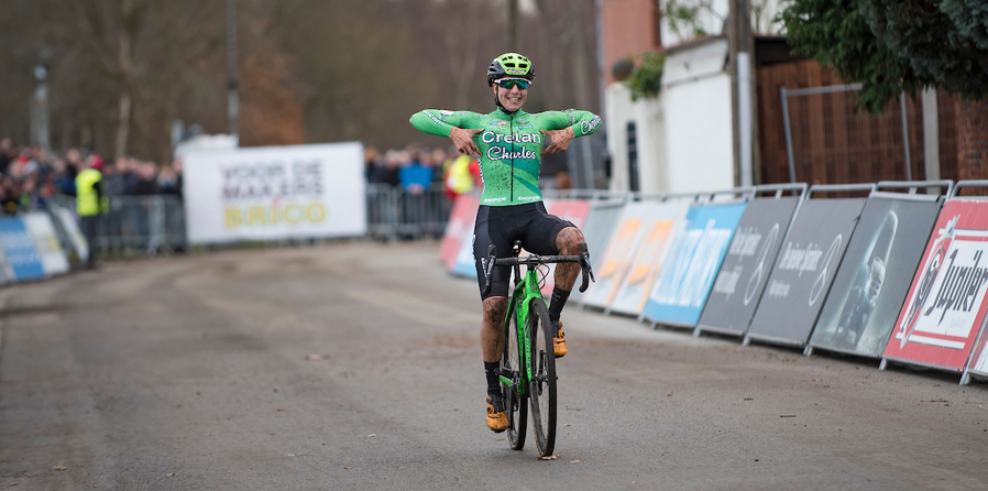 Maud Kaptheijns pakt zege voor Crelan-Charles in Essen