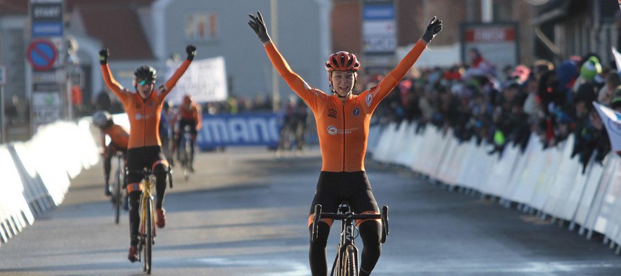 Inge van der Heijden met krachtige eindsprint naar de wereldtitel