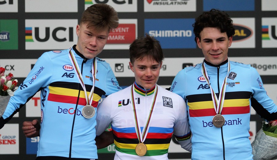 Ben Tulett volgt zichzelf op als wereldkampioen bij de juniores