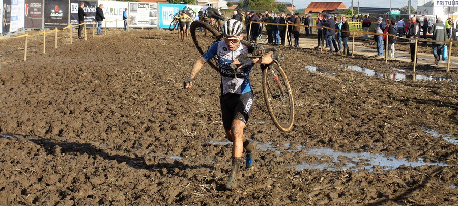 IMG_2564 Gianni lopend.jpg (239 KB)