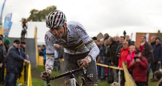 Mathieu van der Poel op hoogste schavotje in Overijse