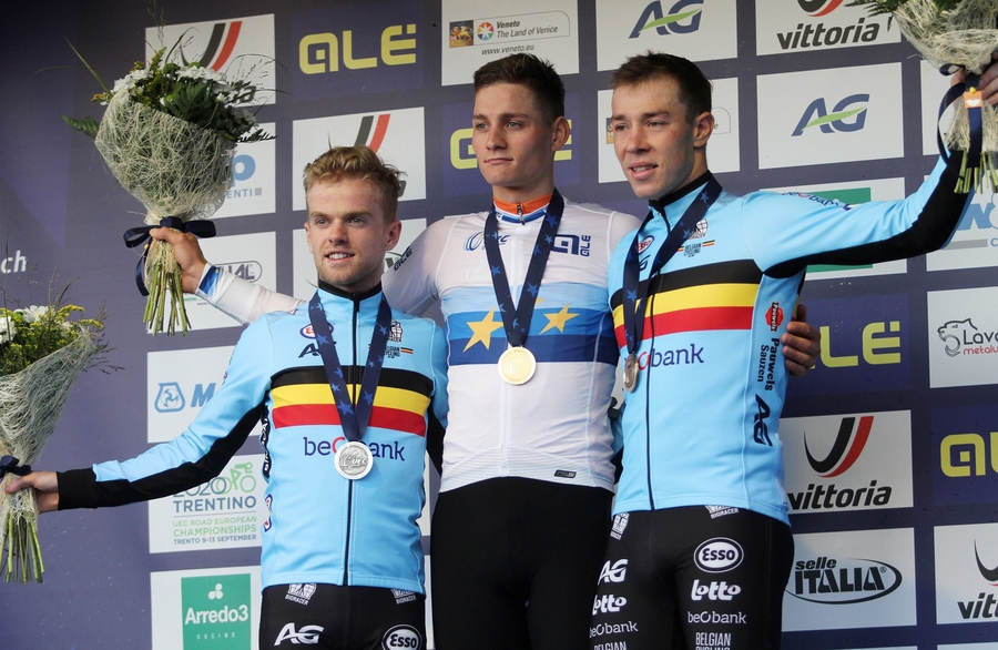 EK 2019 podium heren.jpg (420 KB)