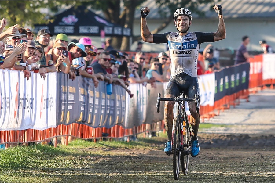 Gianni Vermeersch soleert naar zege in Jingle Cross op zondag