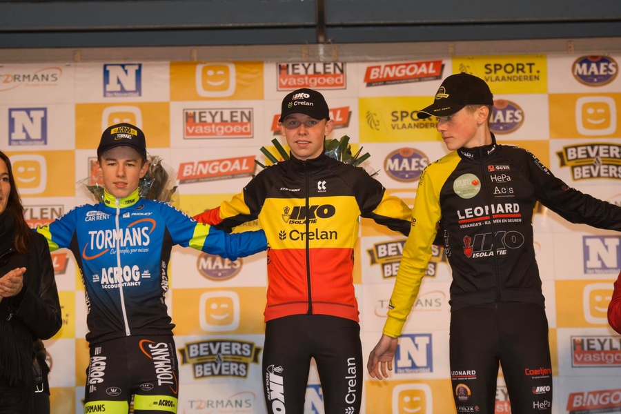 Oostmalle 2020 podium 2de jaars nieuwelingen.jpg (348 KB)