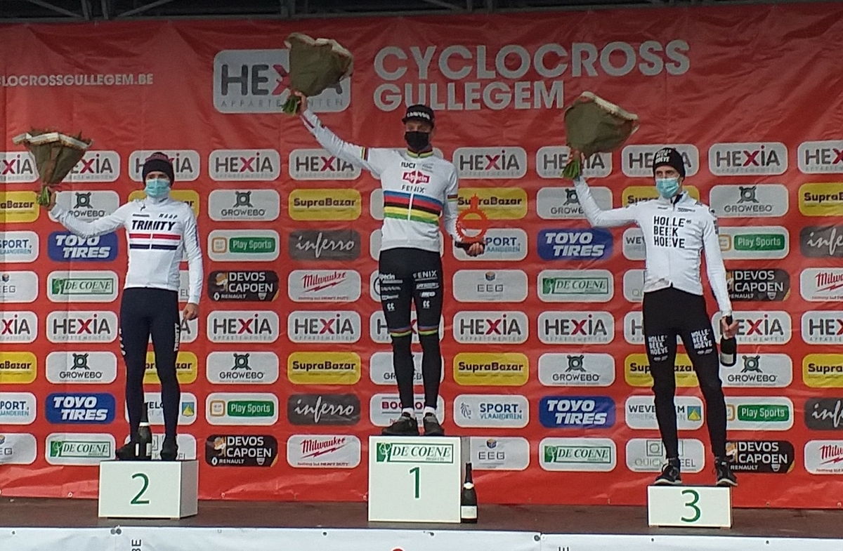 Gullegem 2021 podium heren.jpg (724 KB)