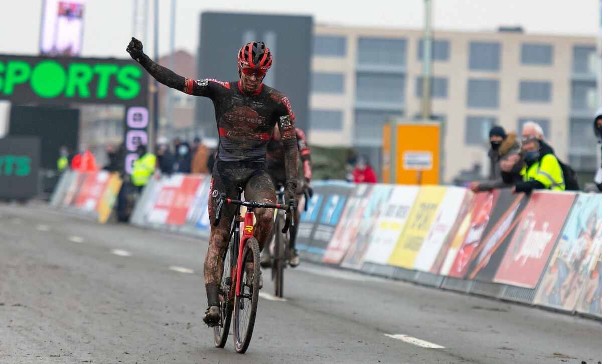 Pauwels Sauzen-Bingoal domineerde in Middelkerke