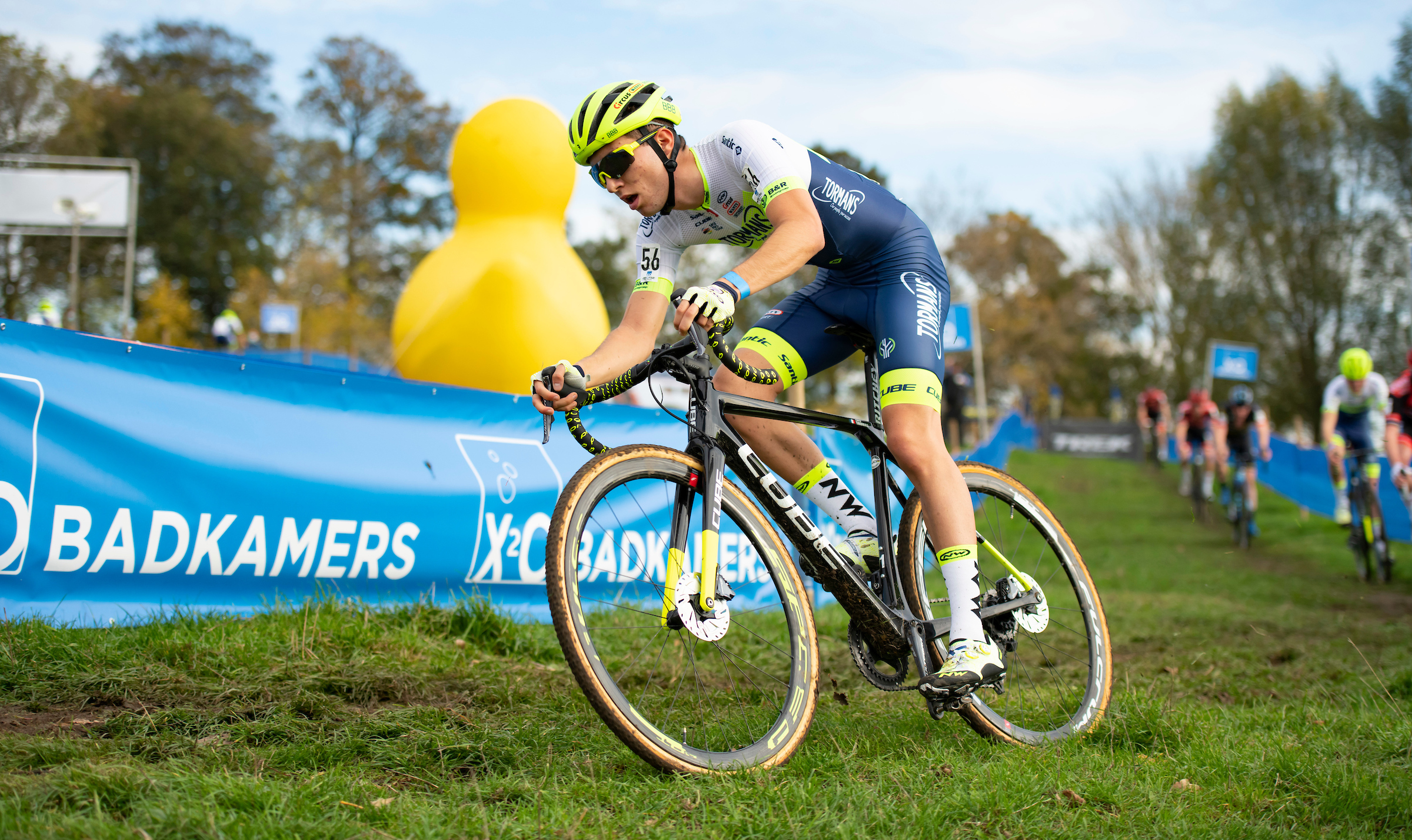 Théo Thomas brak zijn sleutelbeen in de Scheldecross