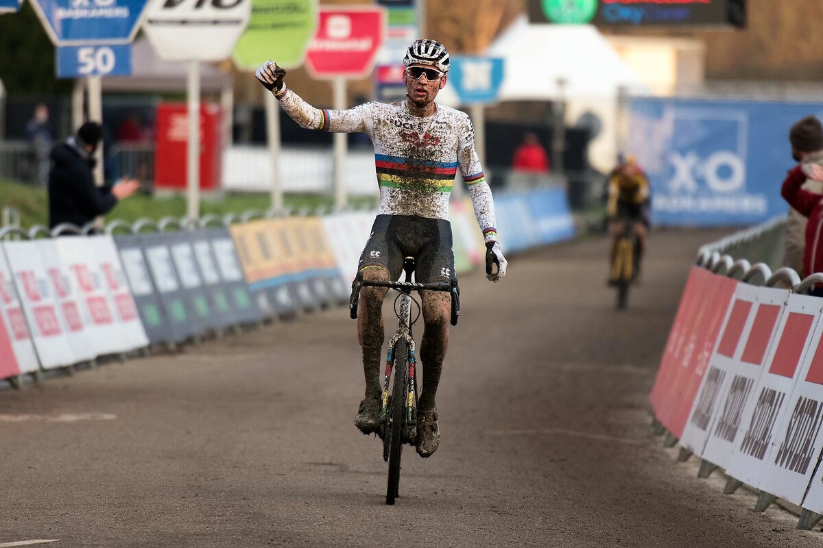 Van der Poel wint voor 't 4de jaar op rij GP Sven Nys