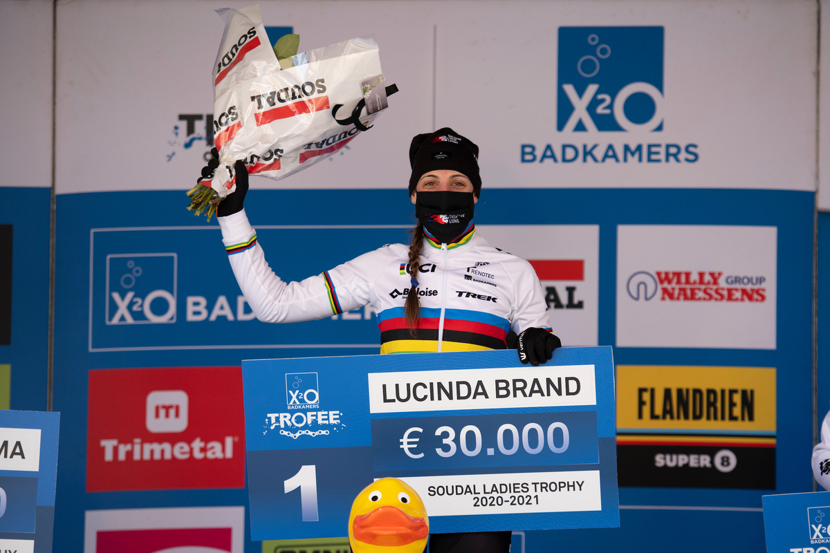 Ook eindwinst in Soudal Ladies Trophy voor Lucinda Brand