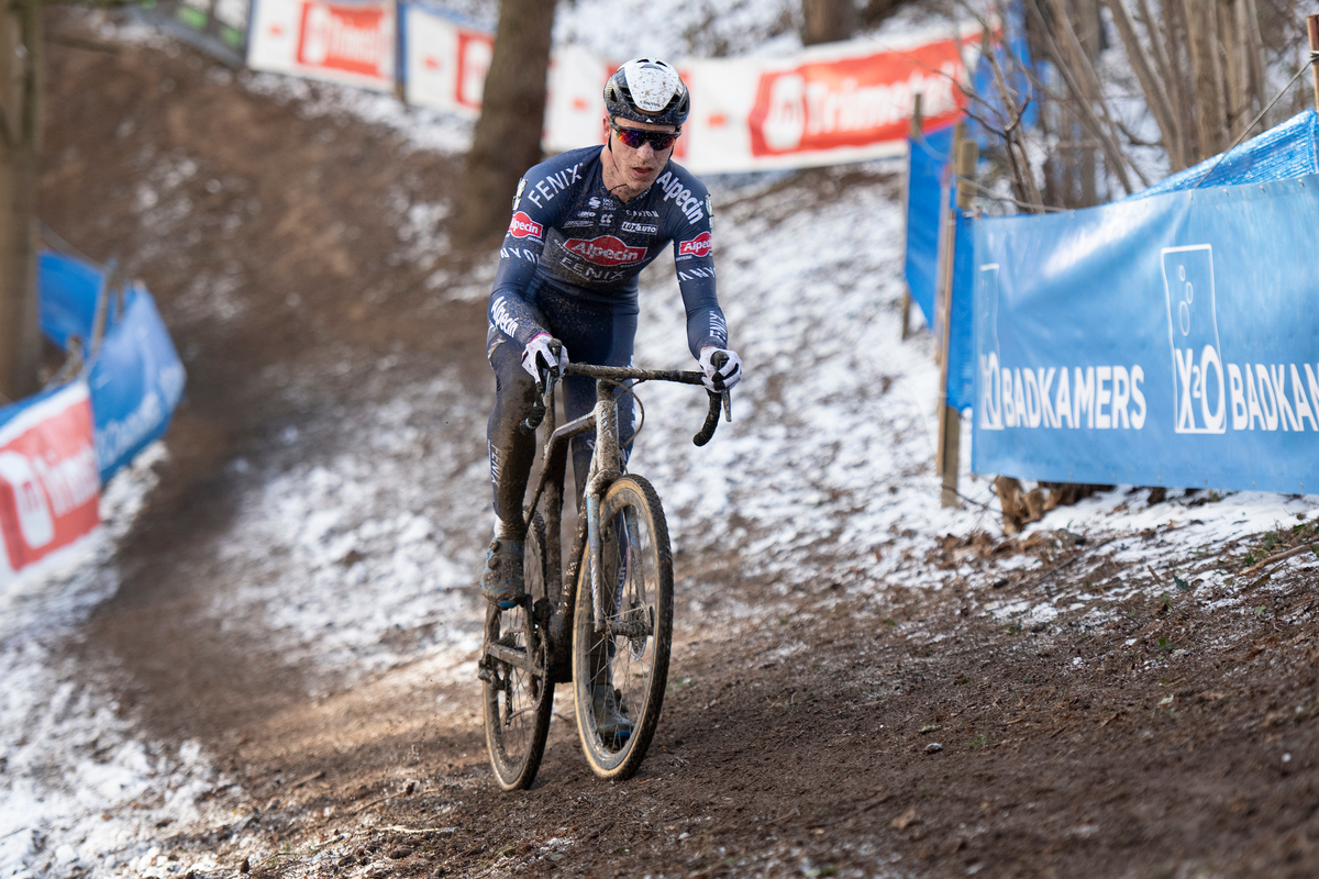 Niels Vandeputte heel knap derde in Brussel