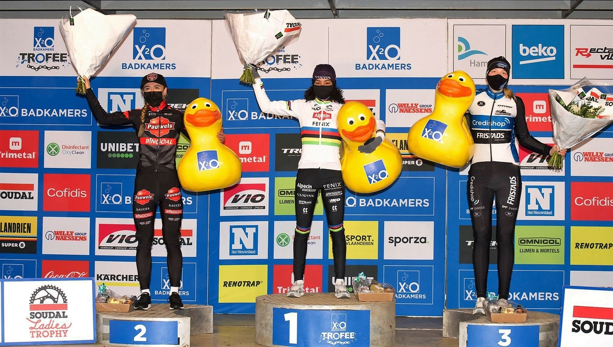 Flandriencross 2021 podium dames.pdf.jpg (669 KB)