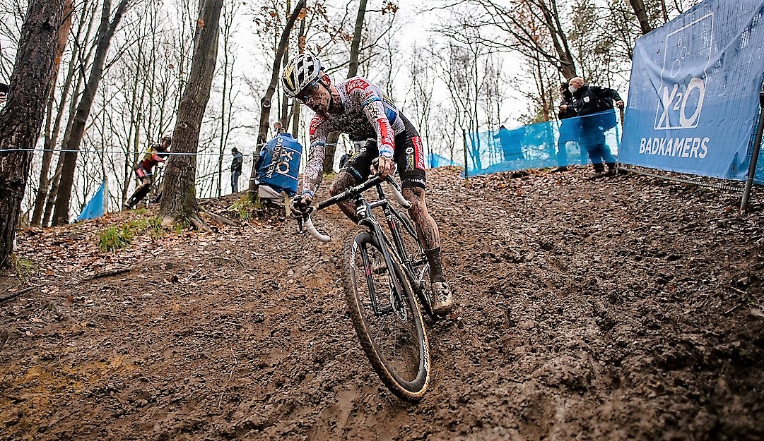 Eli Iserbyt beperkt zich tot de Flandriencross