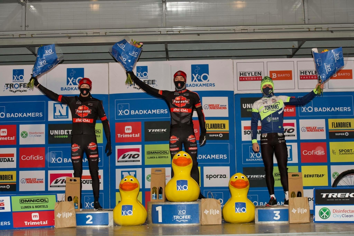 podium Lille heren credit TFoto.jpg (648 KB)