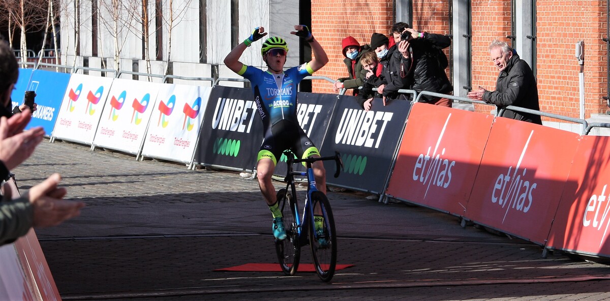 Kenay De Moyer haalt de zege binnen in Maldegem