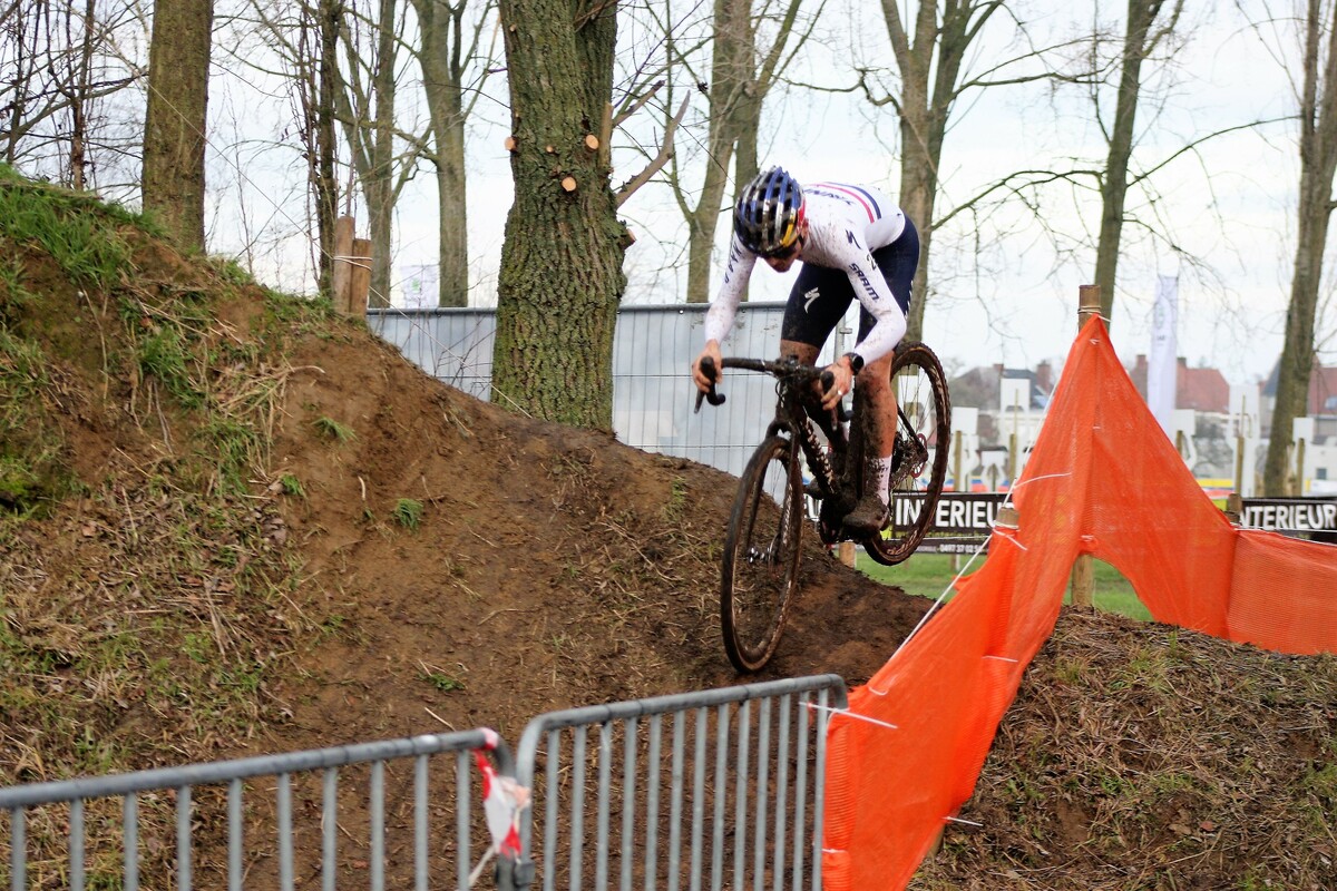 Komend weekend duikt ook Tom Pidcock het veld in