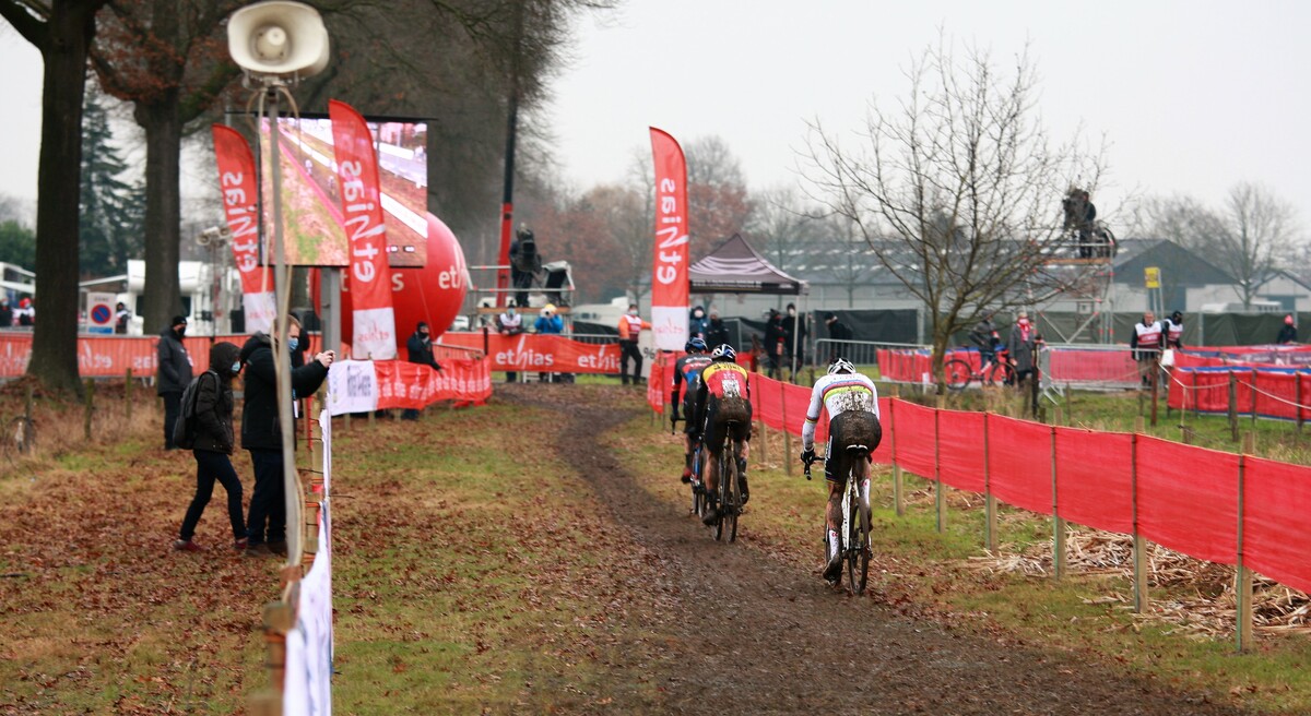 Mathieu van der Poel is tevreden over zijn start