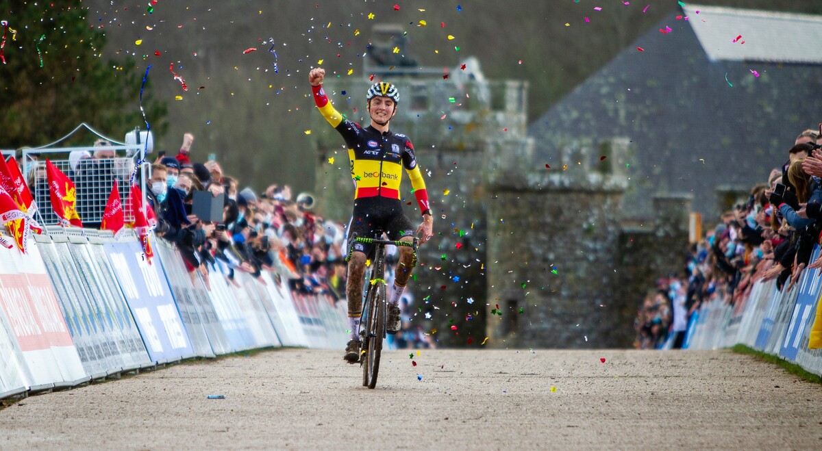 Belgisch beloftenkampioen wint U23 WB-manche in Flamanville