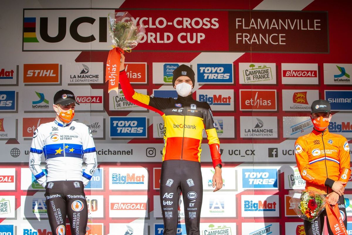 WB Flamanville 2022 podium MU credit Yefri.jpg (786 KB)