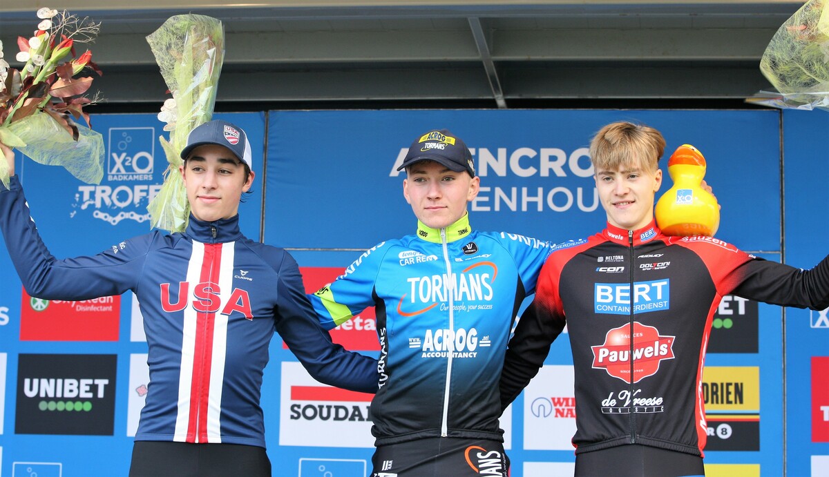 8S4U8483 Loenhout 2021 podium juniores heren.jpg (250 KB)