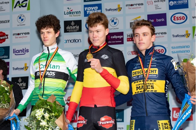 BK Lokeren 23 podium beloften heren.jpg (107 KB)