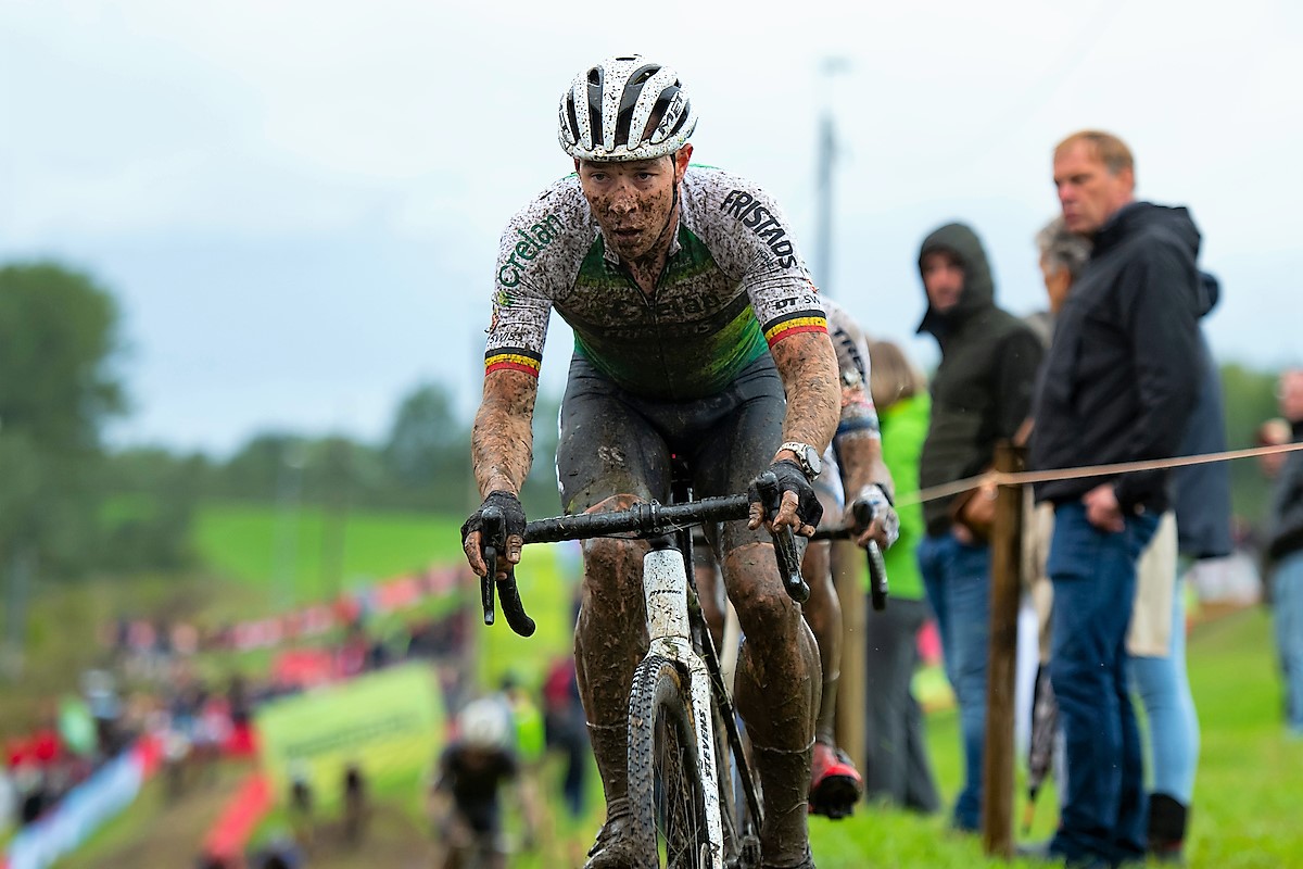 Laurens Sweeck bezorgt Crelan-Fristads podiumplaats