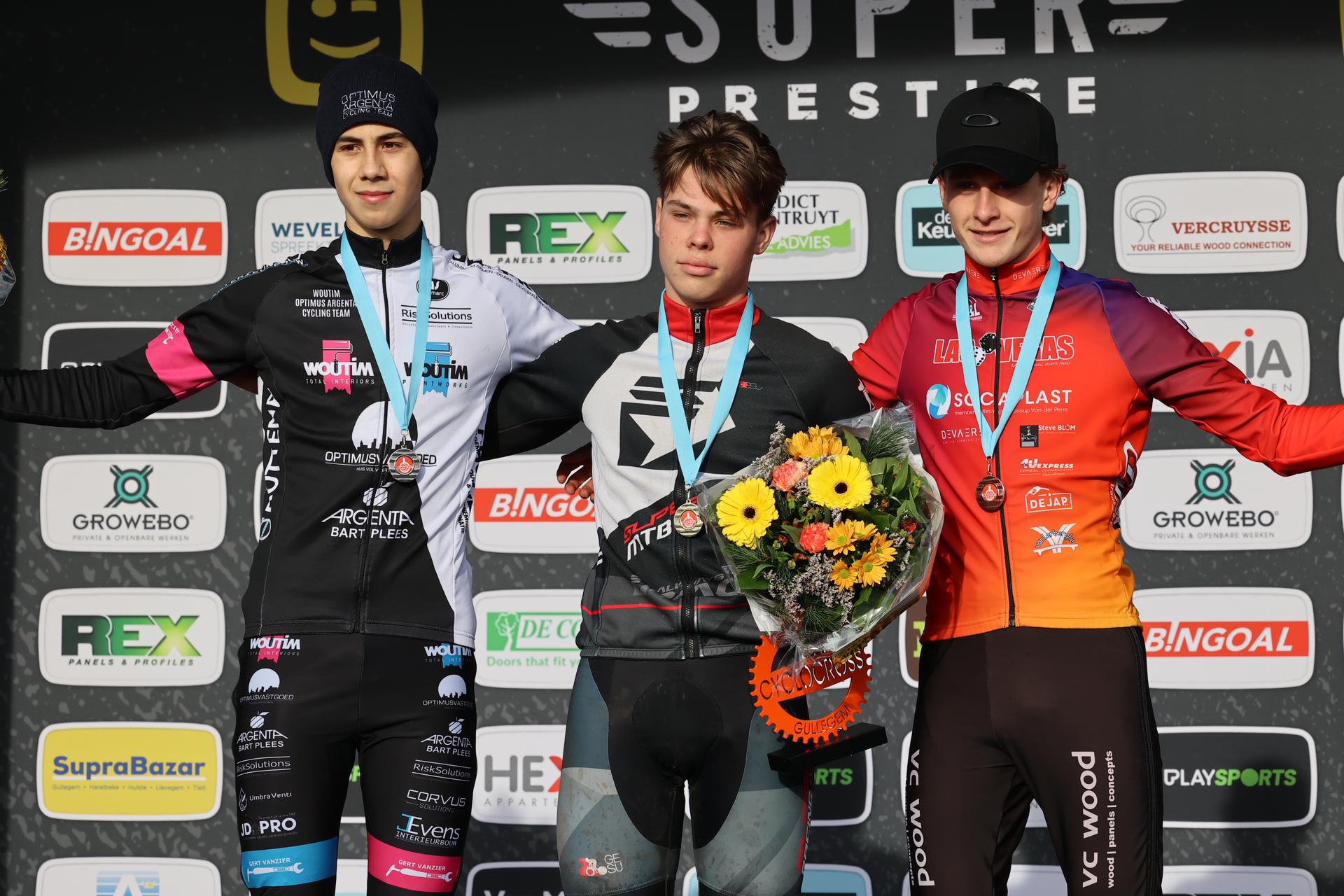 junioren heren podium gullegem.jpeg (290 KB)