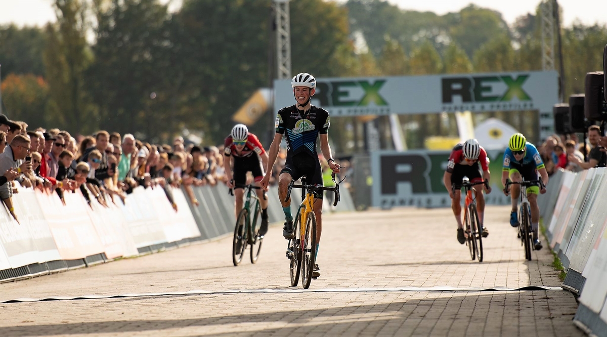 SP Ruddervoorde 22 winnaar junioren.jpeg (508 KB)