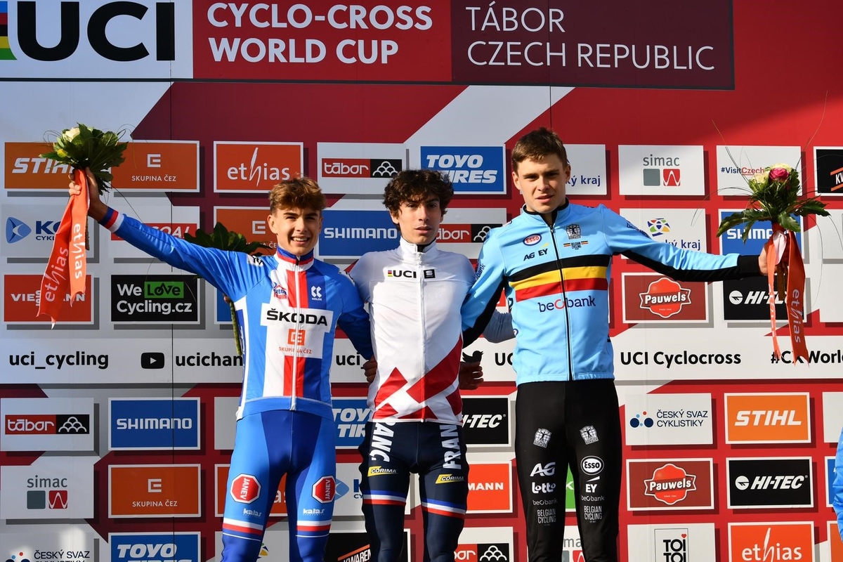 WB Tabor 22 podium junioren heren.jpeg (657 KB)