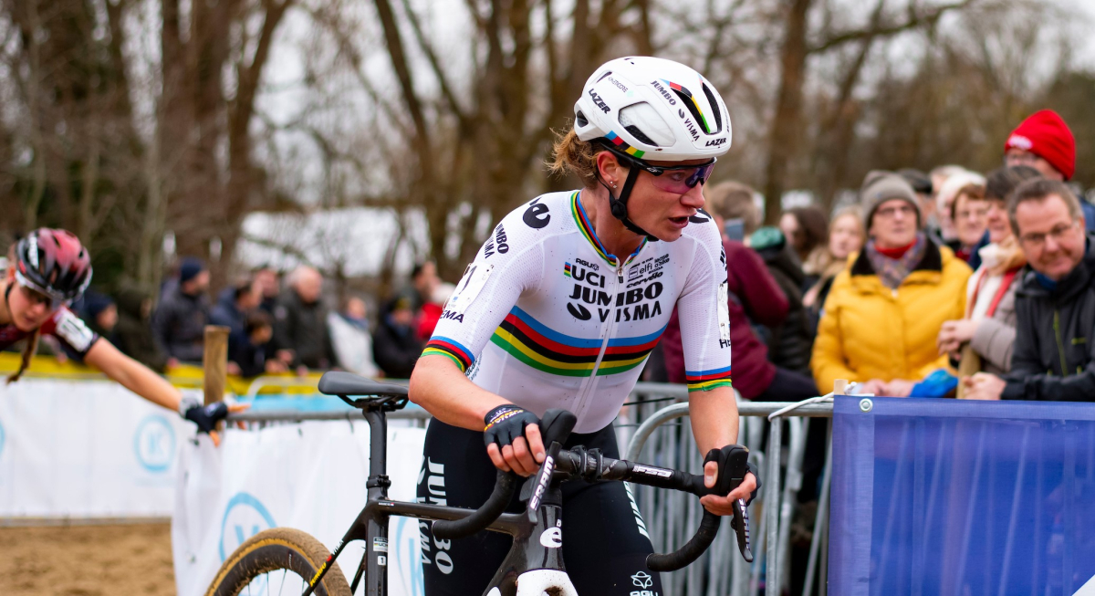 Marianne Vos gaat niet van start op het WK veldrijden