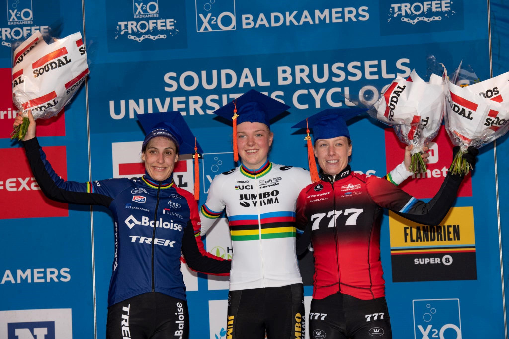 Brussel 23 credit TFoto podium dames.jpg (203 KB)