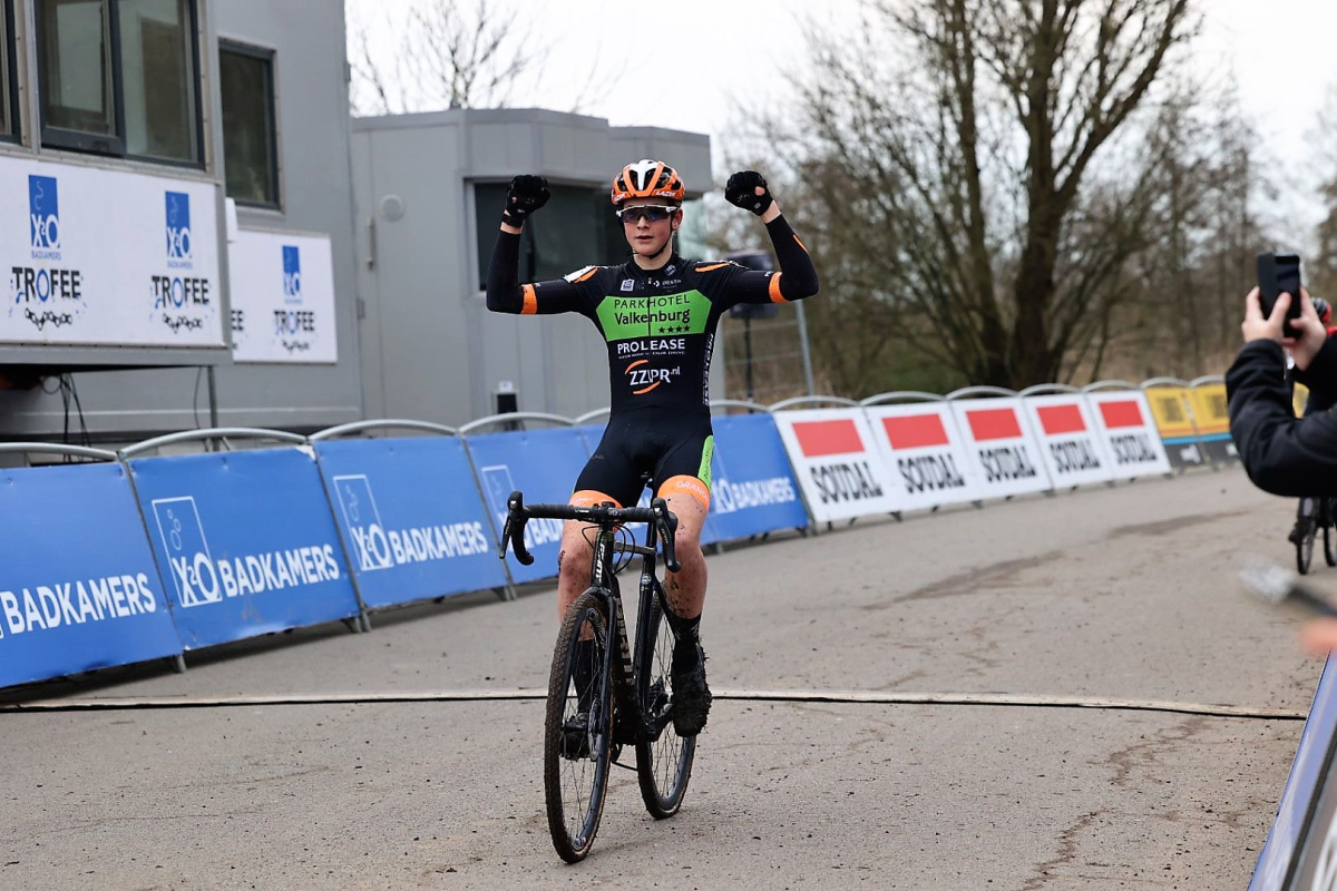 Guus van den Eijnden top in Flandriencross