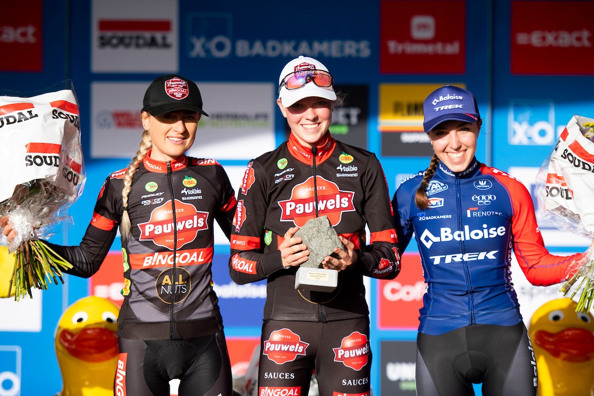 Koppenbergcross 22 winnaar dames Fem KOP_2397.jpg (331 KB)