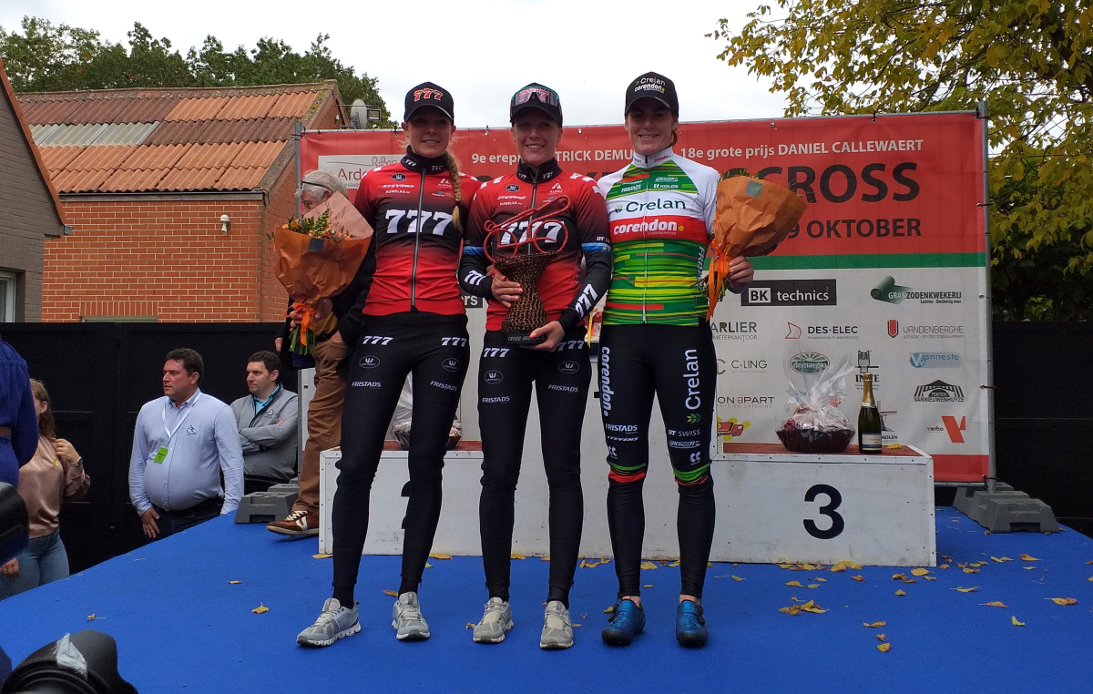 Ardooie 23 podium dames.jpg (2.64 MB)